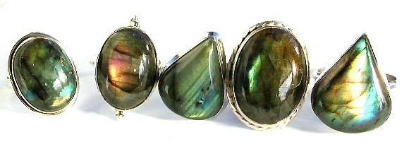 Supplier of high quality handcrafted gemstone jewellery items-genuine labradorite gemstone sterling silver ring