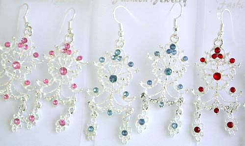 Assorted color rhinestone embedded chandelier pattern fashion earring with fish hook