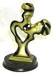Gold plated kissing couple head figure stand