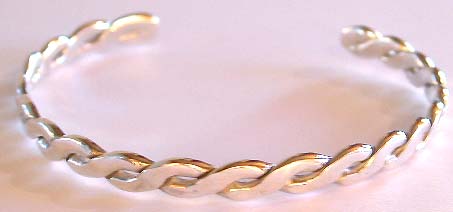mother bracelet with cut-out twisted rope pattern design sterling silver