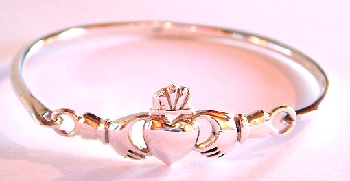 Celtic jewelry store wholesale sterling silver bangle with cut-out claudagh hand-holding-heart pattern design in middle