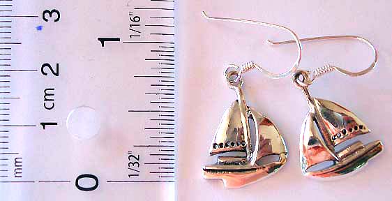 Fish hook sterling silver earring with sailing boat pattern decor