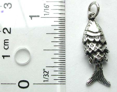 Movable fish design sterling silver pendant