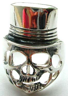 Cut-out mouth and eye-hole skull with hat design sterling silver ring