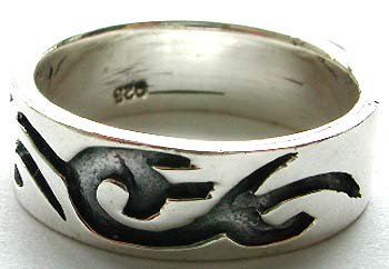 Sterling silver body tattoo ring with black fire pattern design