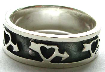 Fairies, Goddesses jewelry gift collection - A great gift for lovers with this carved-out Jupiter's arrow-heart pattern design black sterling silver ring