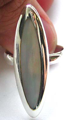 Elliptical genuine white mother of pearl seashell inlay sterling silver ring 