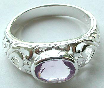 Elliptical light purple CZ stone inlay sterling silver ring with carved out heart pattern design on both sides