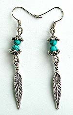 Imitation turquoise beaded fashion earring with leaf motif