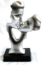Silver plated kissing couple stand