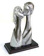 Silver plated long neck kissing couple stand