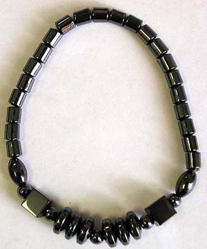 Fashion stretchy hematite bracelet with multi flat disk and 2 square pattern design in design 