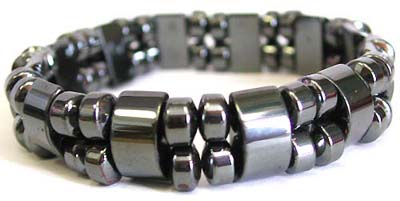 Multi arch and 4 rounded hematite beads pattern forming stretchy fashion hematite bracelet 