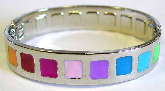 Fashion bangle bracelet with multi enamel color square pattern along