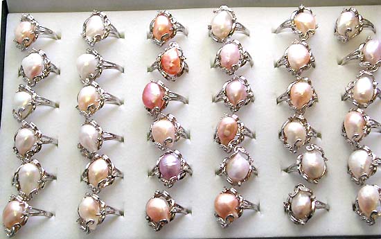 Wholesale pearl jewelry - fresh water pearl and cz silver ring wholesale to jewelry store and gift clothing shops at great bulk prices.
