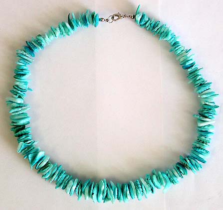 Puka shell necklace wholesaler supply light blue seashell chips forming fashion necklace