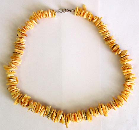 Wholesale puka shell jewelry - Multi yellow seashell chips forming fashion necklace 