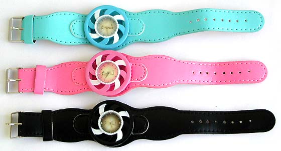 Fashion watch with color imitation leather band and spiral pattern decor clock face design