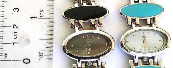 Elliptical clock face design fashion bracelet watch with 3 enamel color elliptical shape