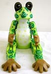 Pattern decor wooden green frog with movable arms and legs