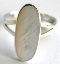 Making Silver Jewellery wholesaler of United States supply sterling silver ring with carved-out V shape pattern holding an elliptical shape white mother of pearl seashell in middle   