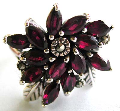 Semi precious gem stone jewelry, multi red garnet stone marcasite stone forming grape leaf pattern decor 925. sterling silver ring