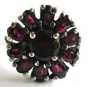 Fine gem stone jewelry, sterling silver ring with multi red garnet stone flower