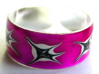 Purple enamel toe ring made of 925. sterling silver with black flashing pattern decor         
