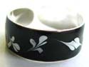 Black enamel color sterling silver toe ring with white flower pattern decor 
