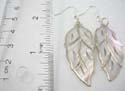 Fashion fish hook earring in genuine seashell in leaf-shaped design with silver edge