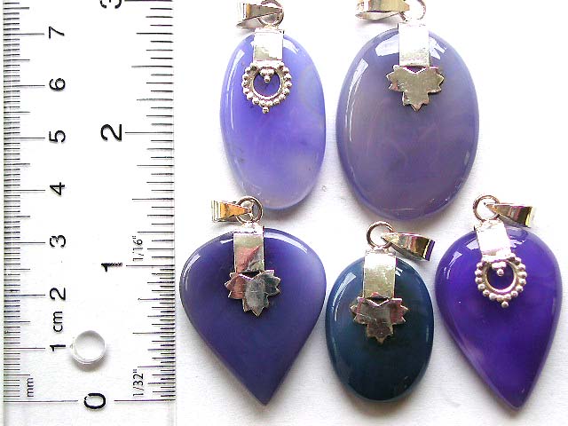 Blue agate stone pendant in assorted geometrical design with assorted pattern