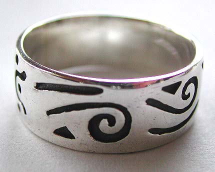 Sterling silver ring in wide band design with black spiral pattern