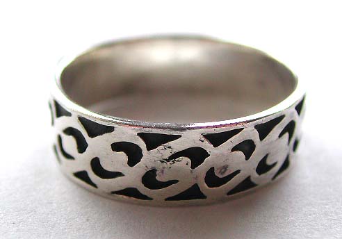 Black wide band ring made of solid 925. sterling silver with carved-out knot chain