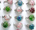 Fashion ring in thin band design with an oval shape flower glass bead at center, assorted color and design glass beads, randomly pick