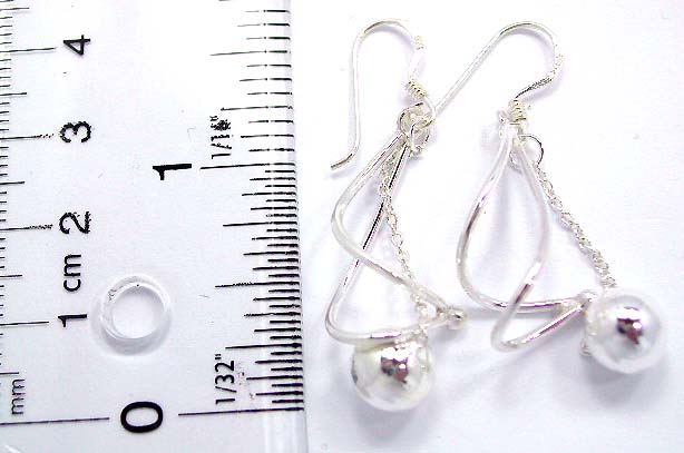 Sterling silver earring with twisted and chain connected pearl pattern decor, fish hook back        