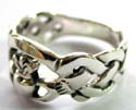 Claddagh sterling silver ring with hand-holding-heart pattern design in middle and knot work pattern decor on both sides