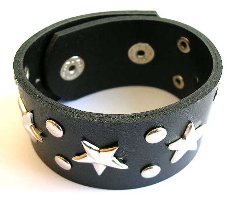 Fashion bracelet with multi rounded and star  