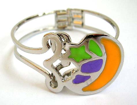 Fashion bangle bracelet in carved-out double band holding a color painted moon star pattern at center