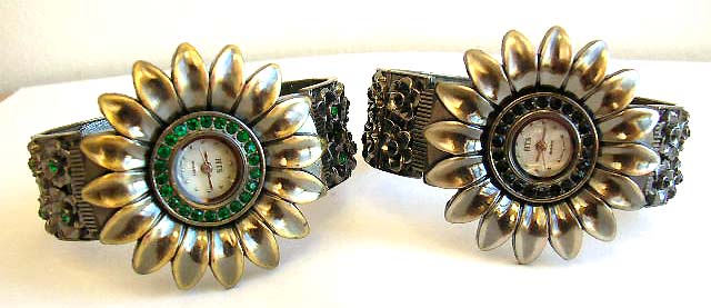 wholesale artistic watch bangle with rhinestone setting sunflower design