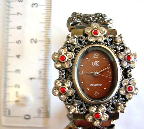 wholesale cz watch, ladies' watches decorated with delicate cz cubic zirconia stones settings for a glamorous look