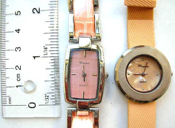 Fashion watch with rounded or rectangular clock face design