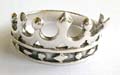 925. sterling silver ring with Crown shape pattern central decor