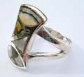 Double triangle and leaf shape pattern with abalone seashell inlaid in the middle made of sterling silver ring