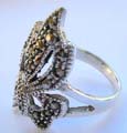 Cut-out knot shape pattern design sterling siver ring with multi marcasites embedded 