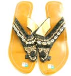 High heel fabric flip flops sandal with genius seashell design in black color 