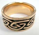 Celtic knot in circle design band etched into bronze ring 